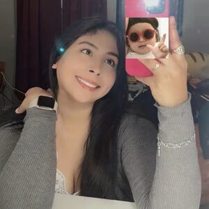 Meet your Posher, Bibi